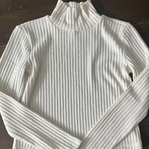 NWOT Wilfred white ribbed mockneck, size S